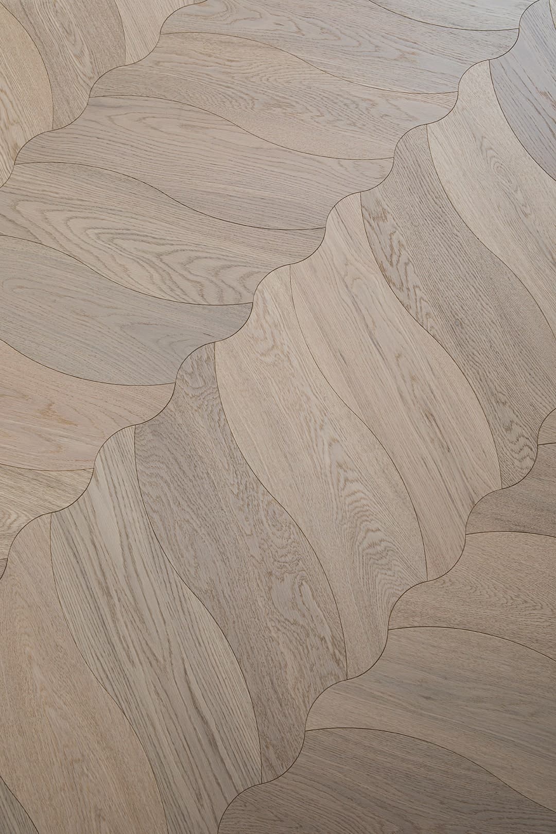 Bergama — Natural Oak (Brushed) (1)