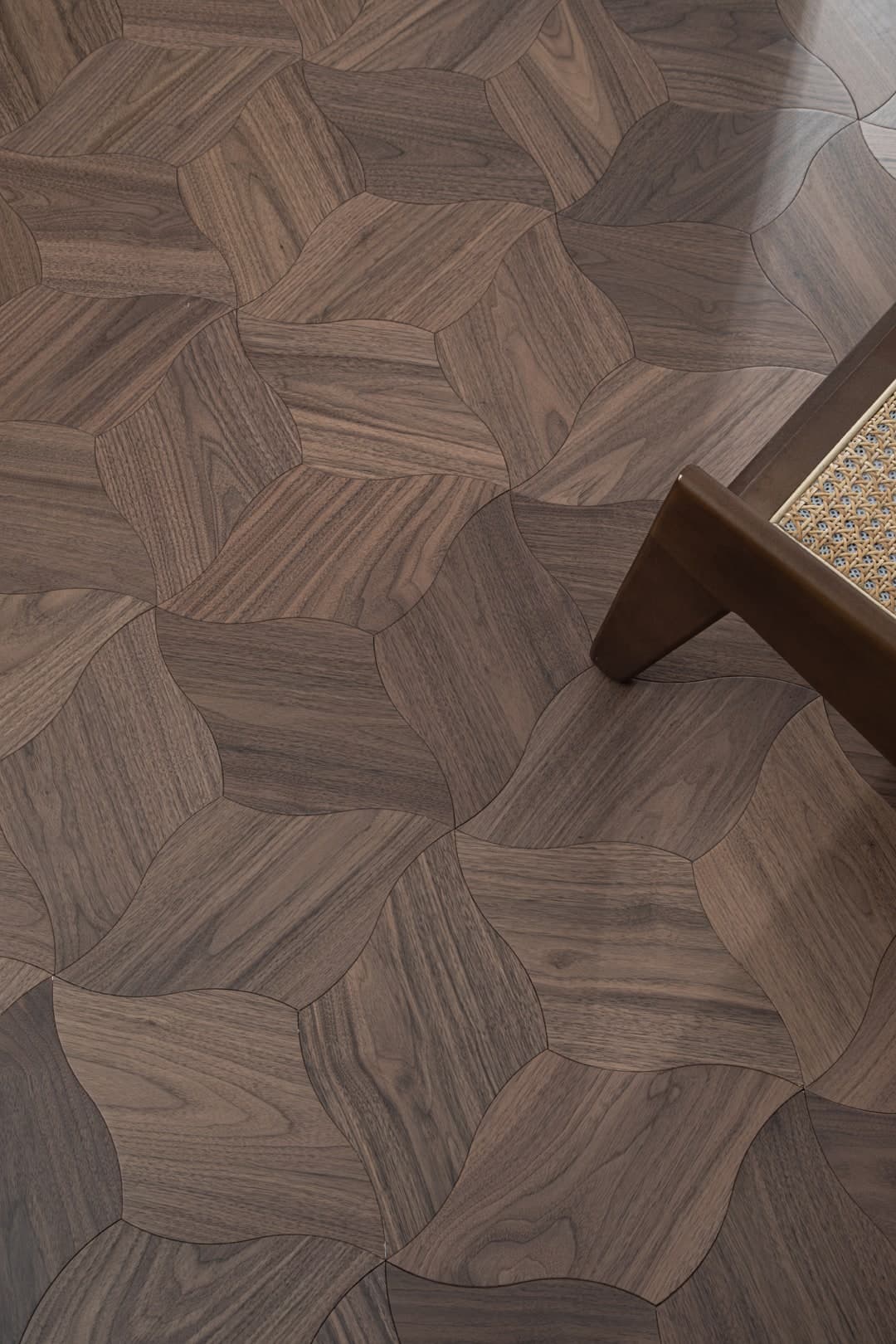 İznik — Walnut (Smooth) (4)