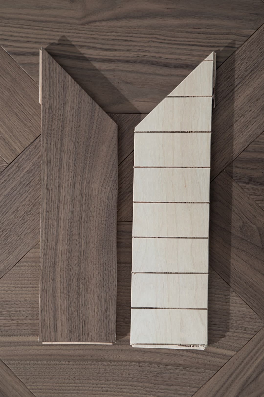 Milet — Walnut (Smooth) (2)