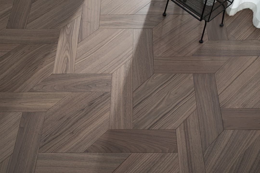 Milet — Walnut (Smooth) (3)