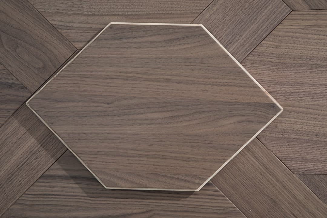 Milet — Walnut (Smooth) (8)