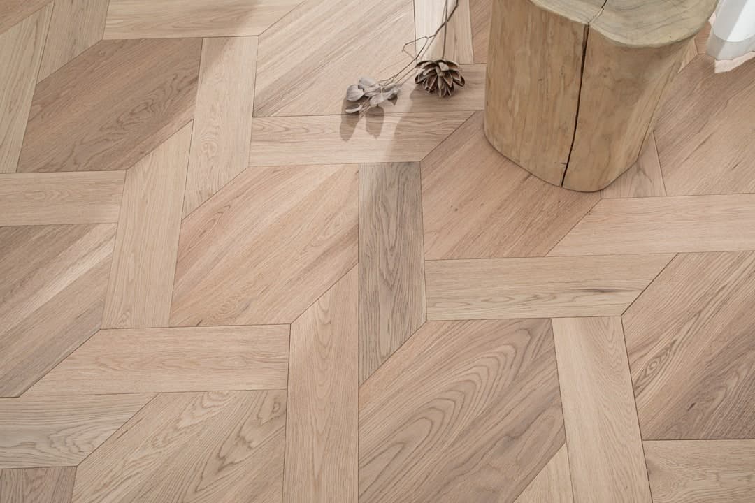 Milet — Natural Oak (Brushed) (3)