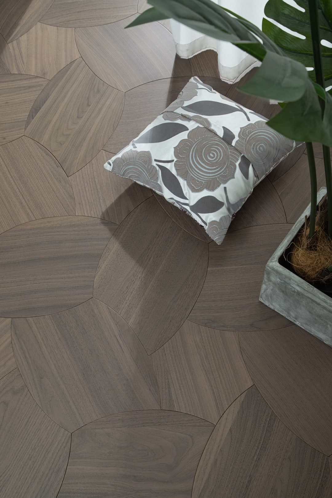 Pamukkale — Walnut (Brushed) (2)