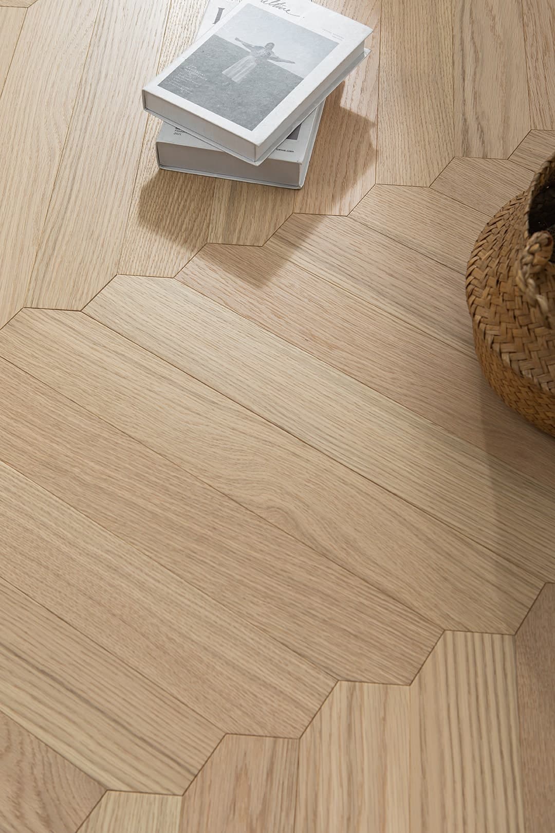 Perge — Natural Oak (Brushed) (4)
