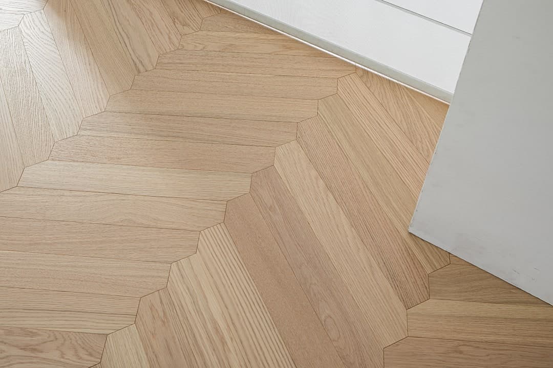 Perge — Natural Oak (Brushed) (8)