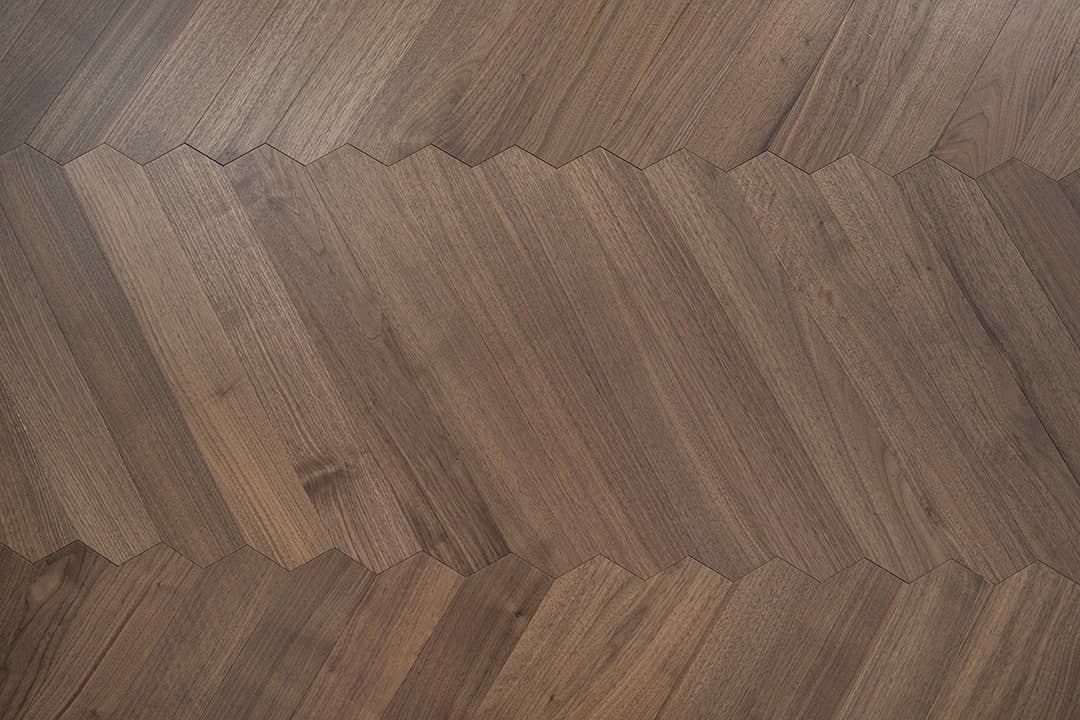 Perge — Walnut (Smooth) (8)