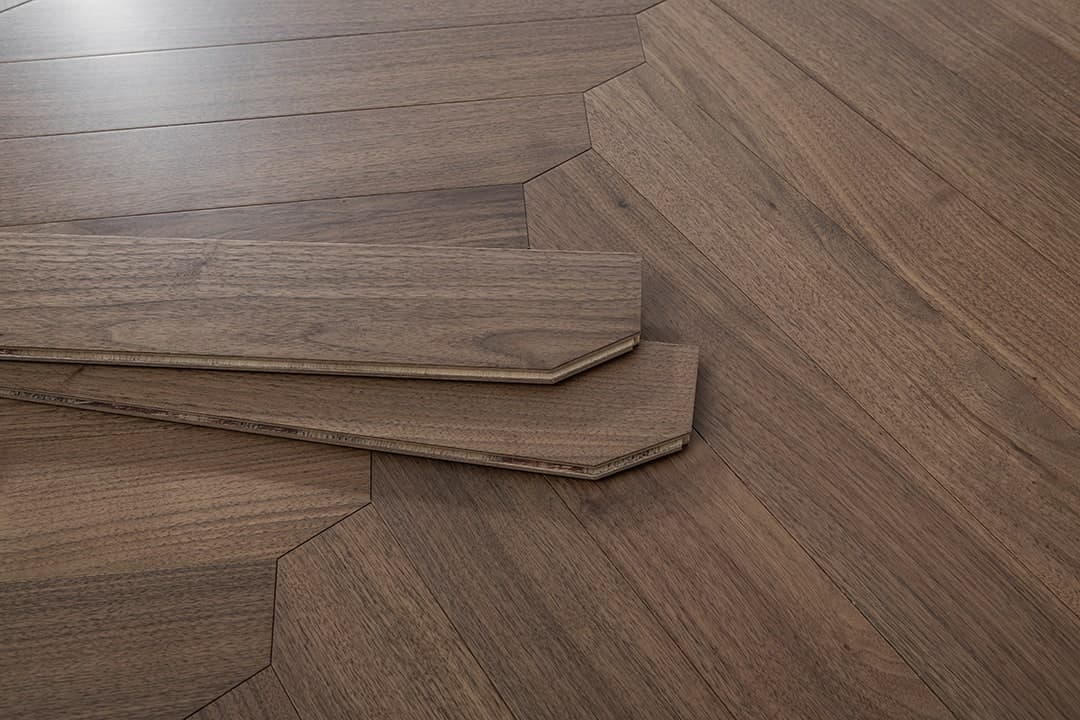 Perge — Walnut (Smooth) (12)