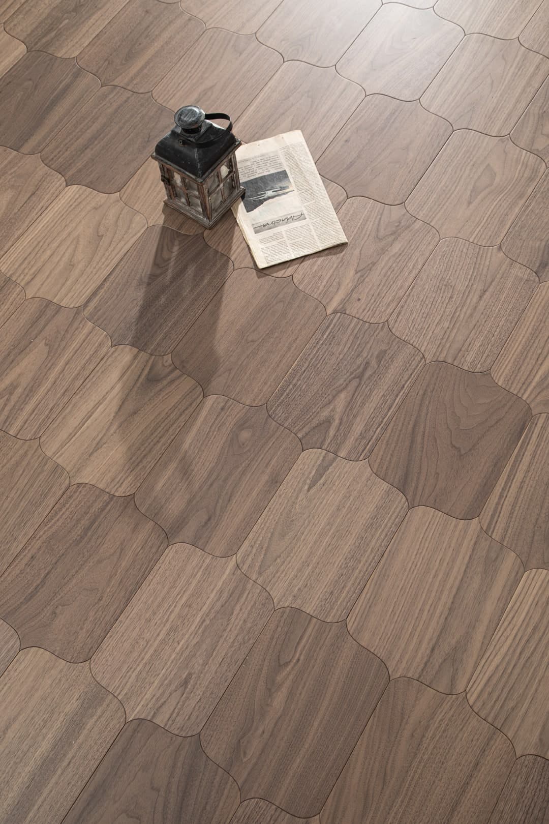 Side — Walnut (Brushed) (9)