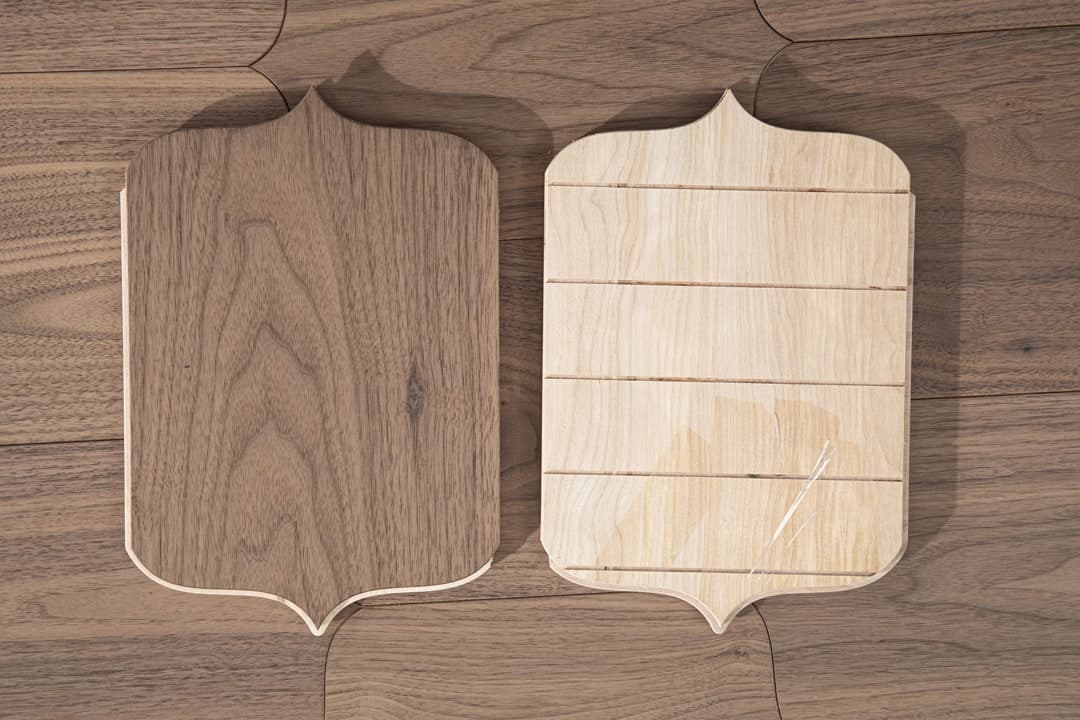 Side — Walnut (Brushed) (10)