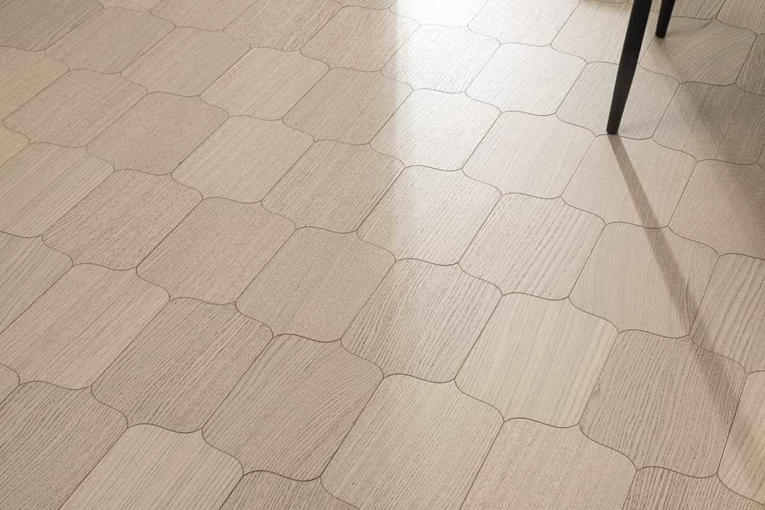 Side — Cream Oak (1)