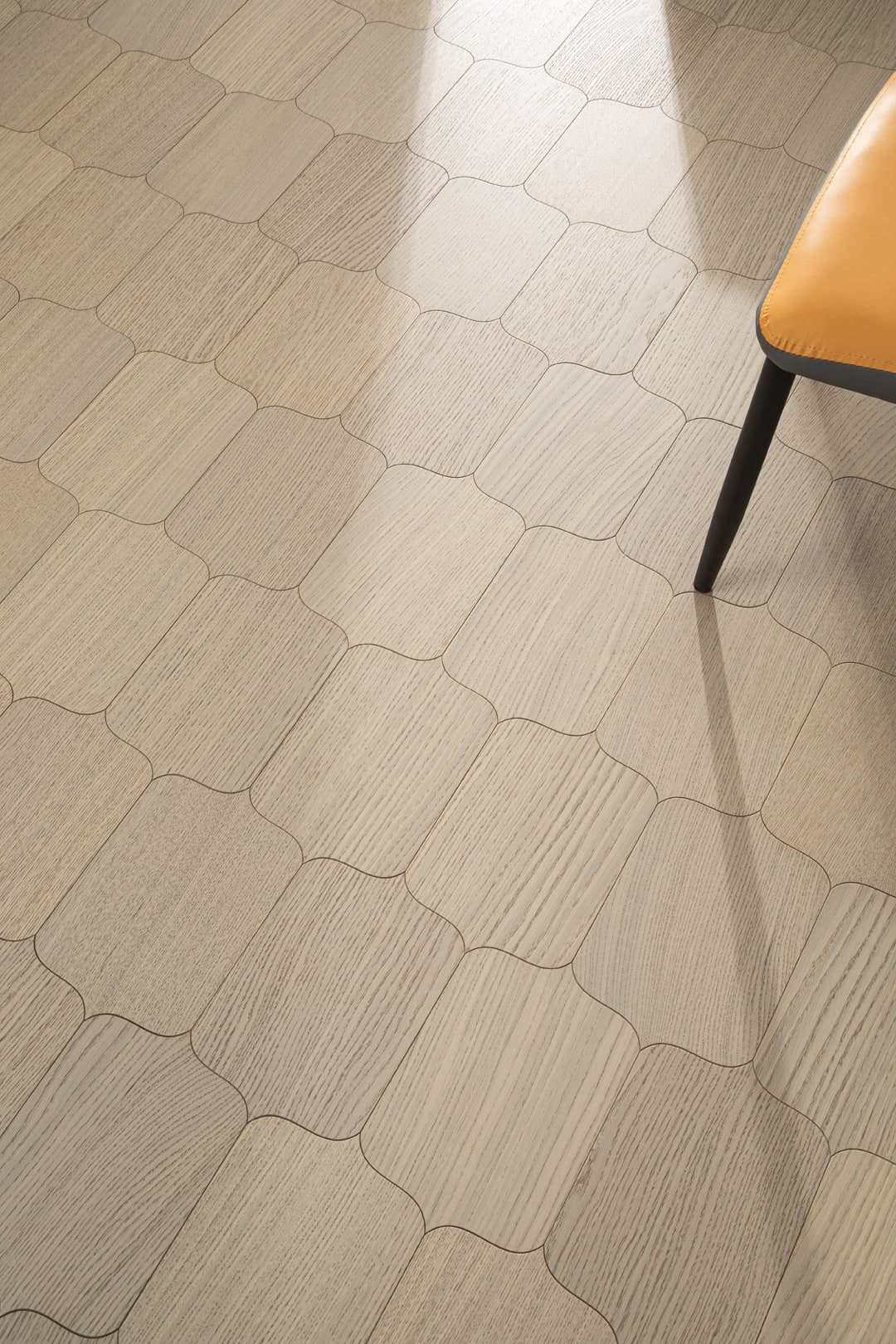 Side — Cream Oak (7)