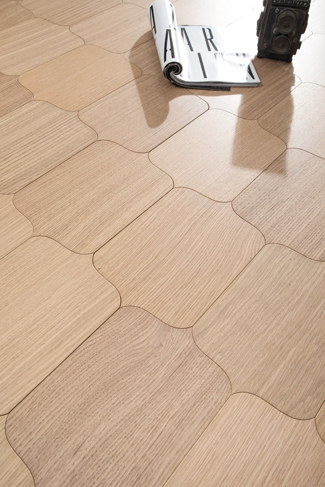 Side — Natural Oak (Brushed) (3)