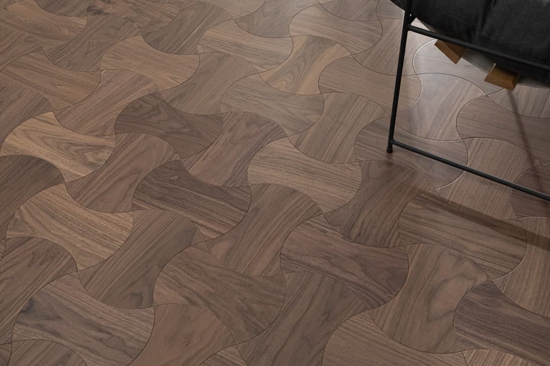 Truva — Walnut (Smooth) (3)