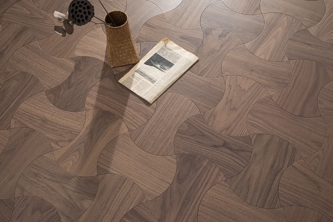 Truva — Walnut (Smooth) (4)