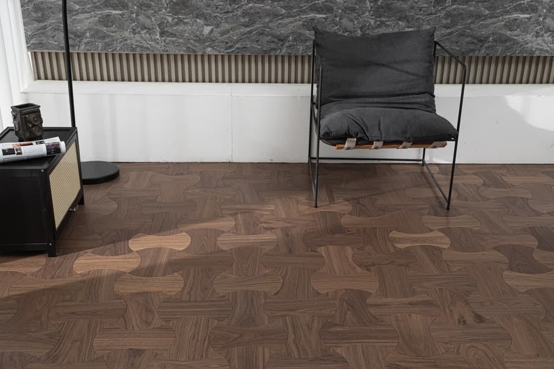 Truva — Walnut (Smooth) (8)