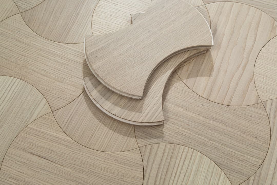Truva — Natural Oak (Brushed) (2)
