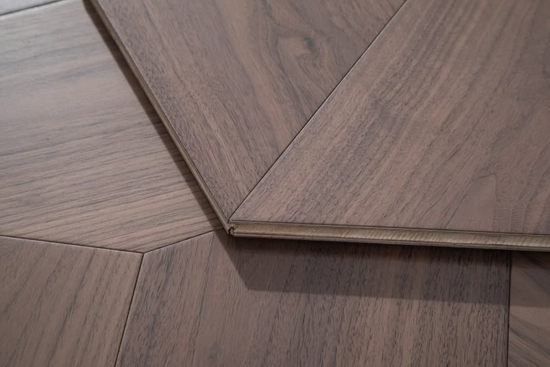 Zeugma — Walnut (Smooth) (10)